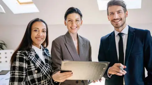 accompagner-plutot-que-resoudre-pourquoi-la-posture-de-rh-coach-devient-une-competence-cle.jpg