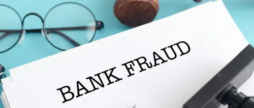 fraude_bancaire_l_ufc_que_choisir_porte_plainte_contre_12_banques