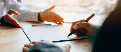 le_contrat_de_professionnalisation_est_gratuit_meme_en_cas_de_conclusion_en_cours_de_formation