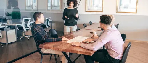 les-soft-skills-a-travers-les-epoques-le-xx-siecle-entre-psychologie-et-management-humaniste.jpg