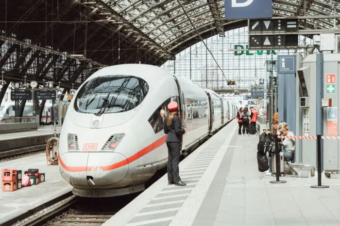 a-la-sncf-des-formations-cse-complementaires-entrent-en-gares-connexions.jpg